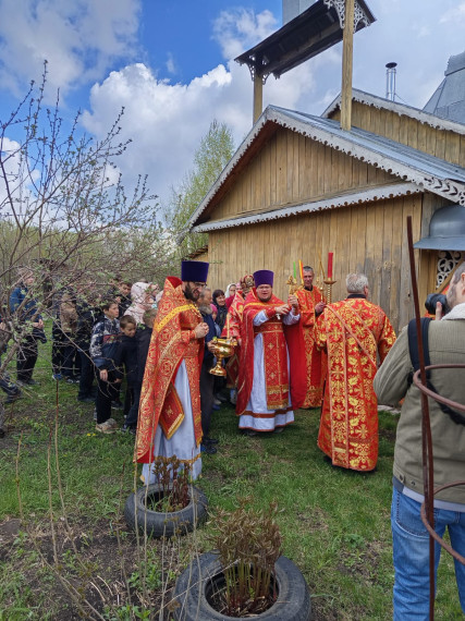 Крестный ход в храме.